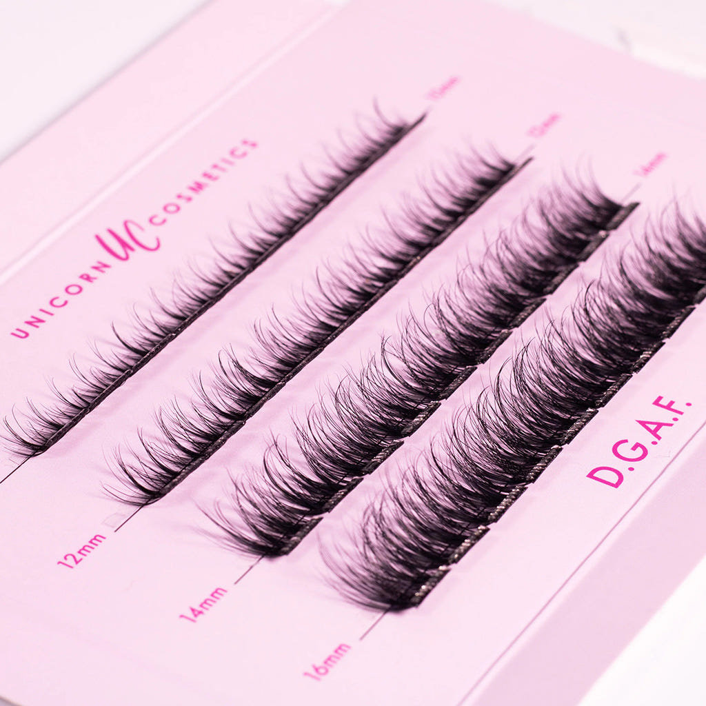 Unicorn Cosmetics Super Pre-Glued Party Lashes - D.G.A.F. (Tray Shot 2)
