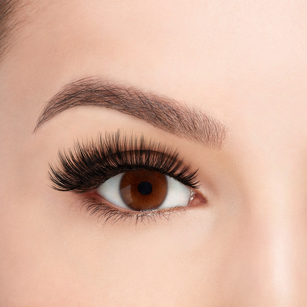 Ardell 3D Faux Mink Lashes Black 854 (Model Shot B1)