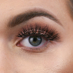 Ardell Double Wispies 113 Lashes (Model Shot)