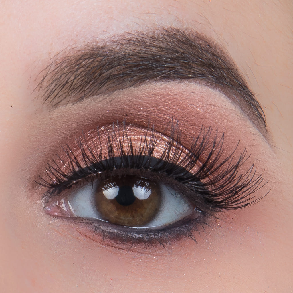 Ardell Studio Effects Lashes Black - Wispies (Model Shot)