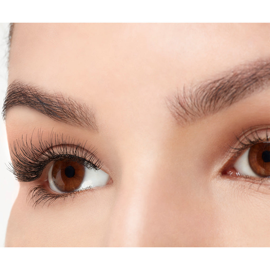 Ardell Wispies Multipack (4 Pairs) - Model Shot B3