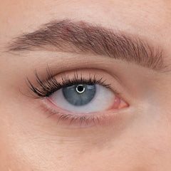 Ardell Magnetic Lashes Accents 001 (Model Shot 2)