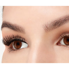 Ardell Magnetic Lashes Double 110 (Model Shot B3)