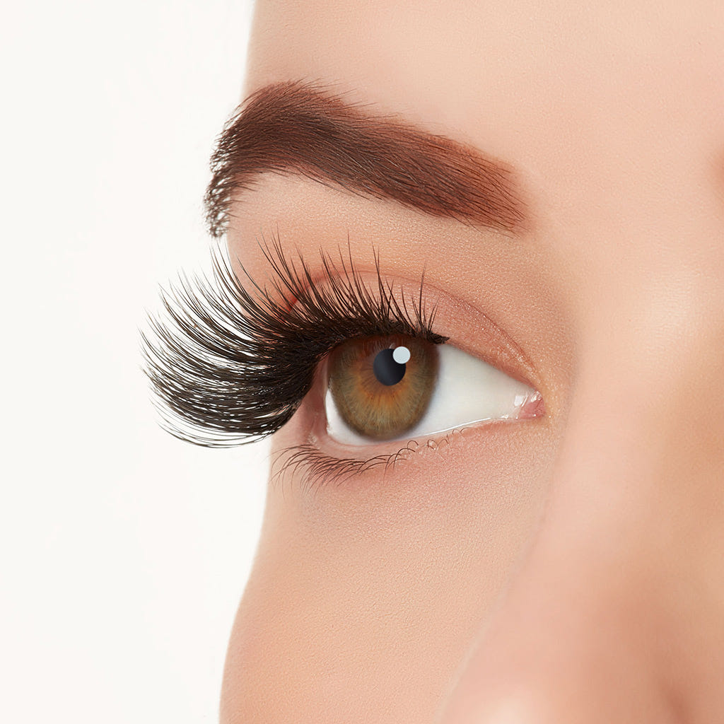 Ardell Mega Volume Lashes Black 263 (Model Shot 2)