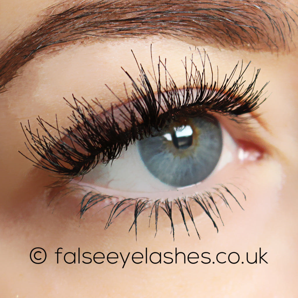Ardell Studio Effects Lashes Black - Demi Wispies (Model Shot 2)