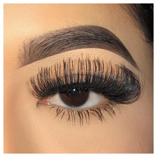 Boldface Lashes - All Glam'd Up (Model Shot)