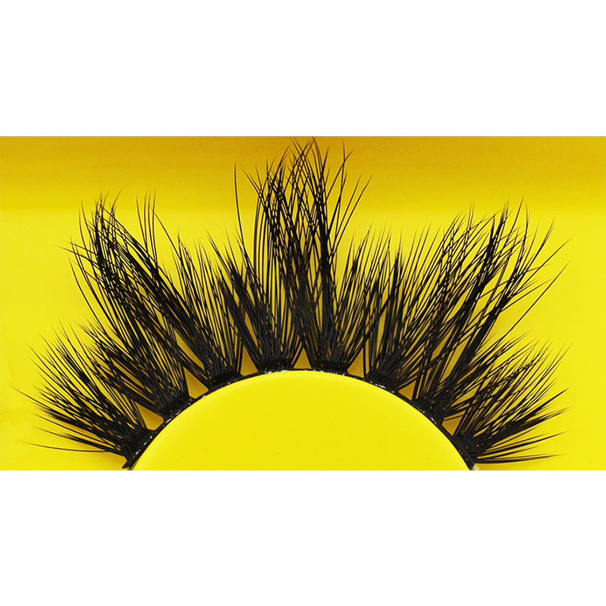 Boldface Lashes - Blown Away (Close Up)