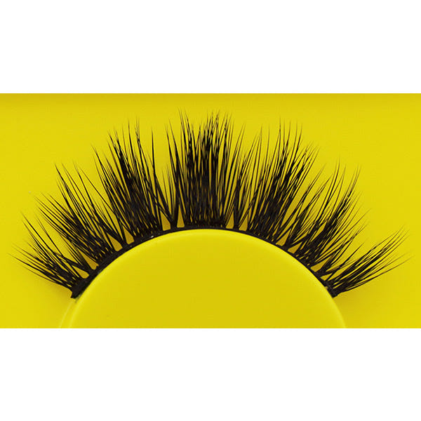 Boldface Lashes - Double Take (Close Up)