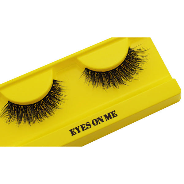 Boldface Lashes - Eyes On Me (Angled Tray Shot)