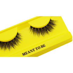 Boldface Lashes - Meant To Be (Angled Tray Shot)