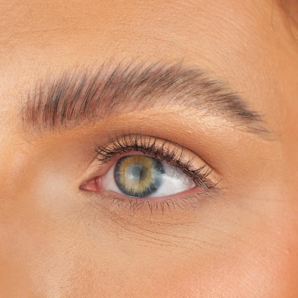 Boldface Lashes - No Filter (Model Shot 2)