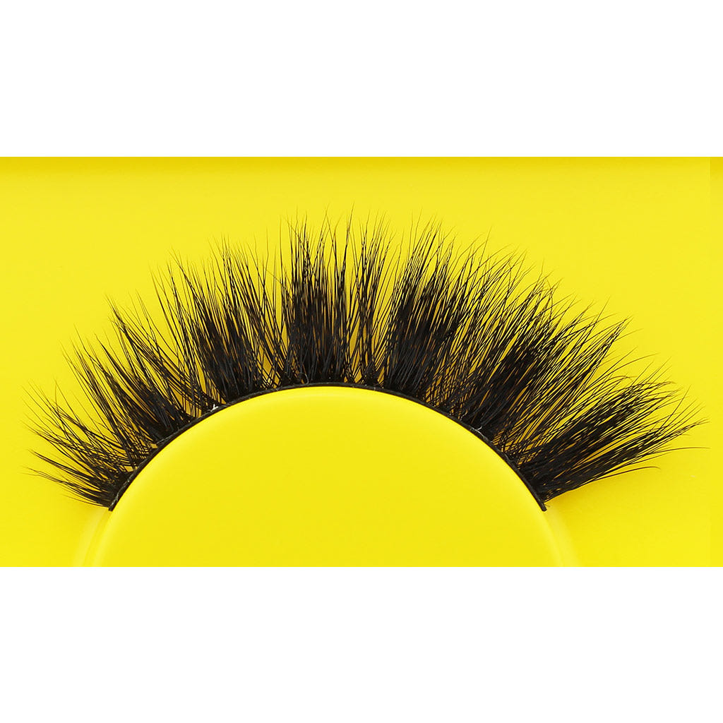 Boldface Lashes - Super Hot (Close Up)