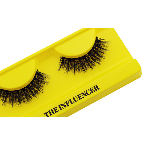 Boldface Lashes - The Influencer (Angled Tray Shot)
