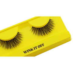 Boldface Lashes - Wink It Off (Angled Tray Shot)
