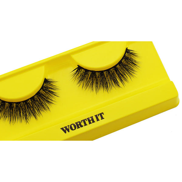 Boldface Lashes - Worth It (Angled Tray Shot)
