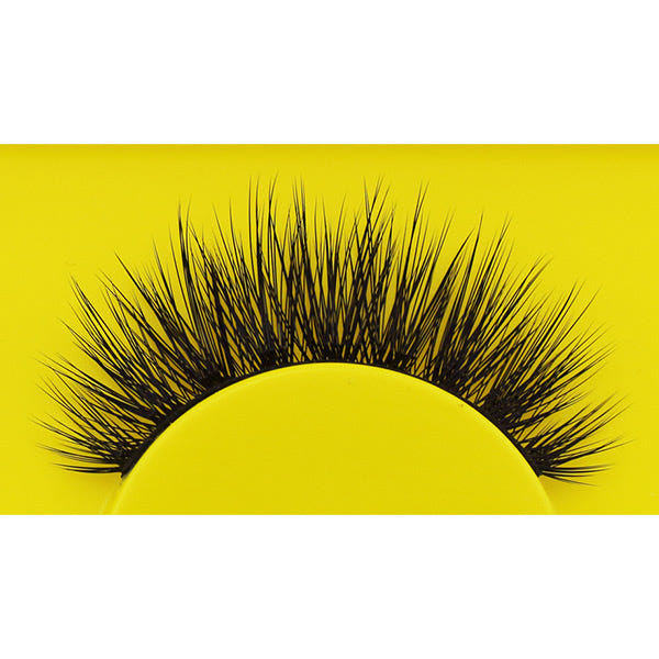 Boldface Lashes - Worth It (Close Up)