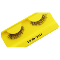 Boldface Lashes - Yours Truly (Angled Tray Shot)