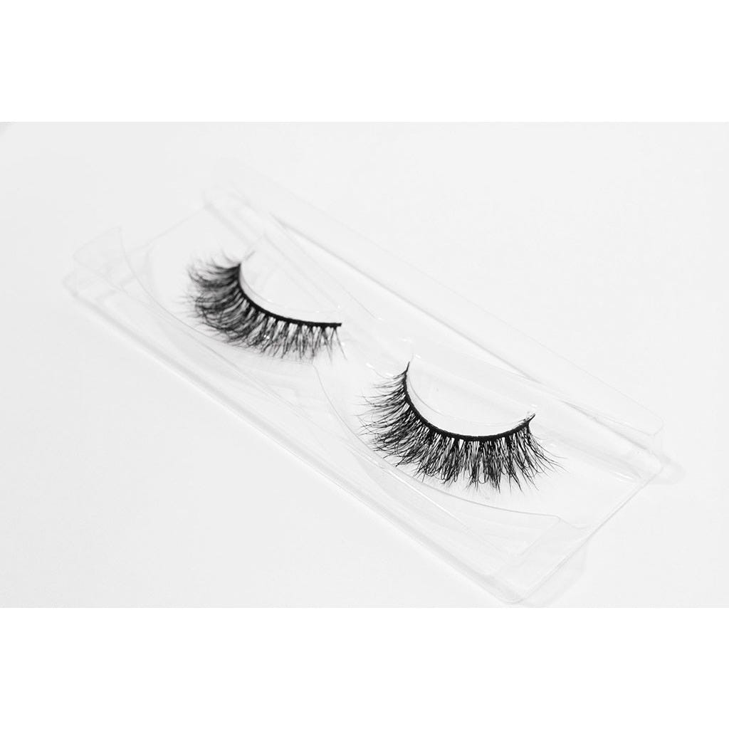 Doll Beauty Lashes - Kimberley (Angled Tray Shot 1)