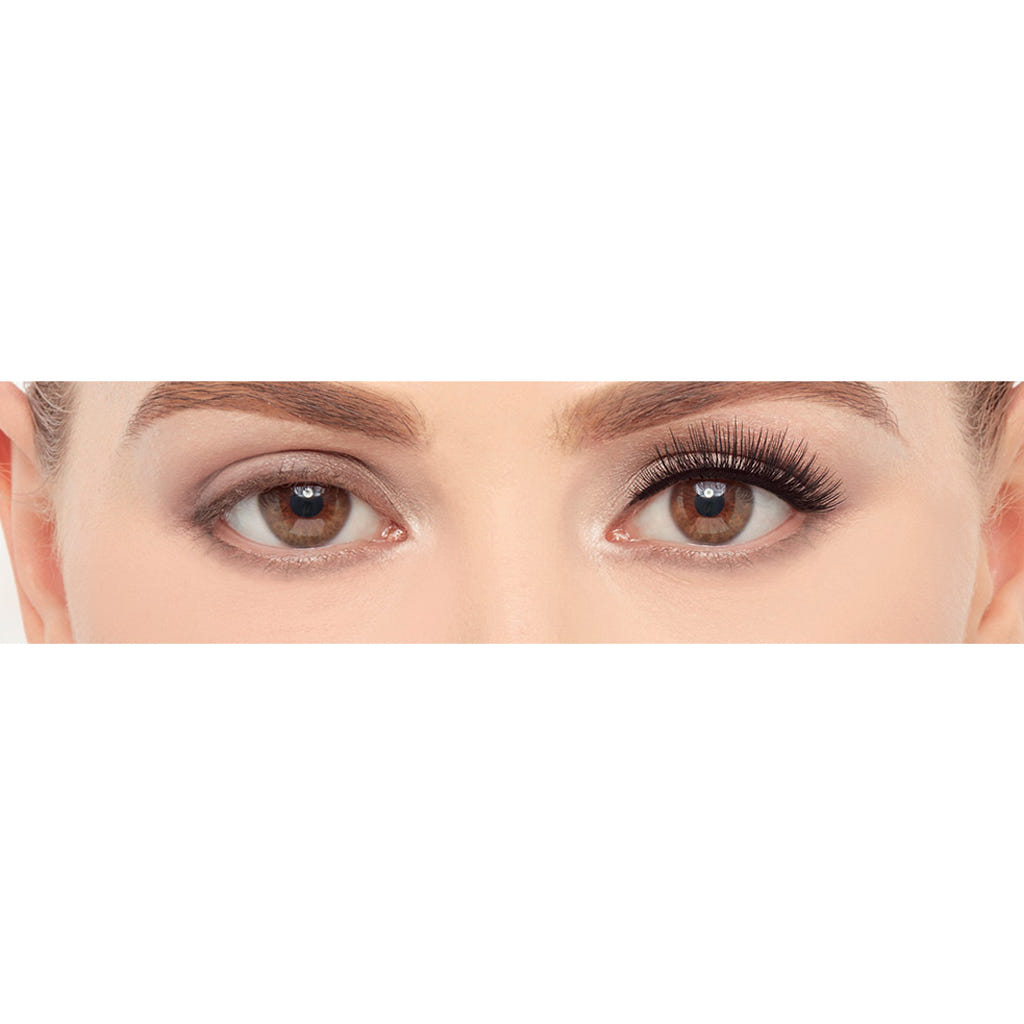 Eylure Dramatic 3D Lashes 191 (Model Shot)