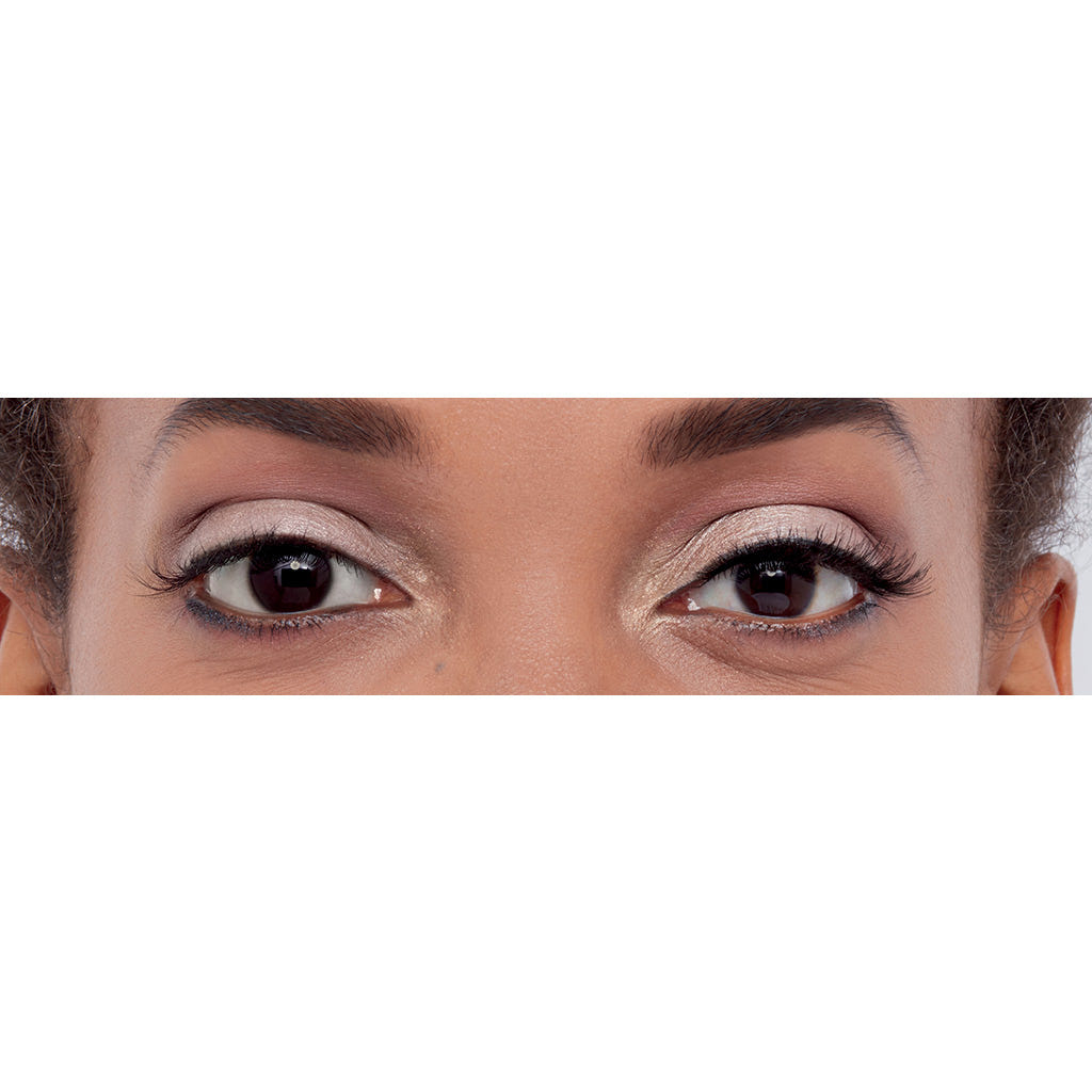 Eylure Fluttery Lashes 175 (Model Shot)