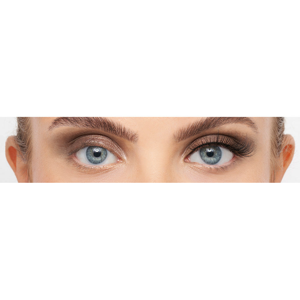 Eylure Luxe Velvet Noir Lashes - Nightfall (Model Shot)