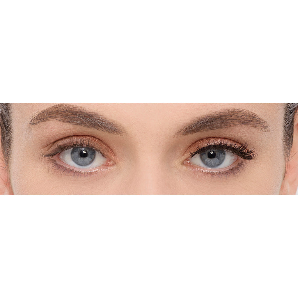 Eylure Volume Lashes 106 (Model Shot)