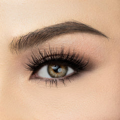 House of Lashes - Luna Luxe (Model Shot 1)