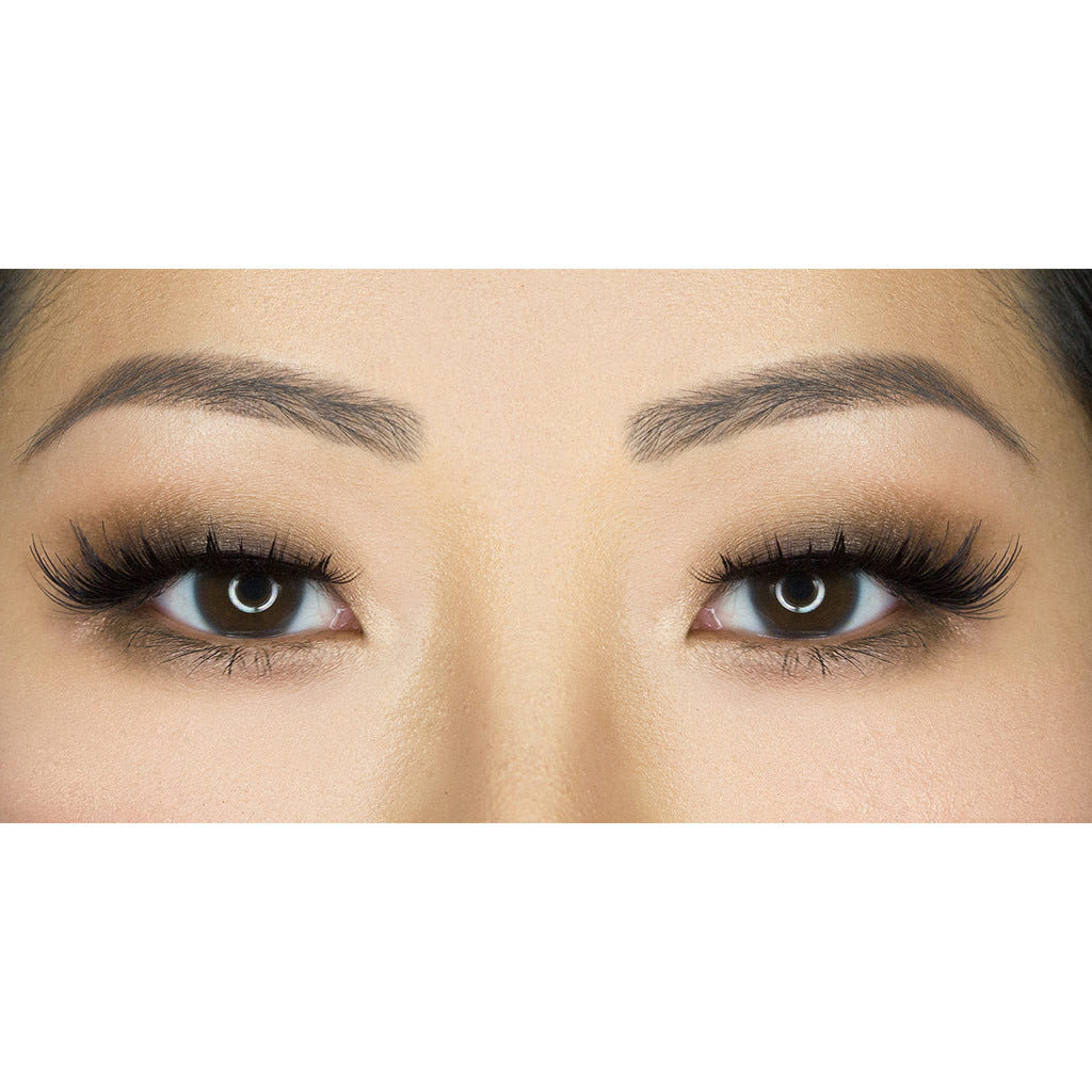 House of Lashes - Noir Fairy - Model Shot 2