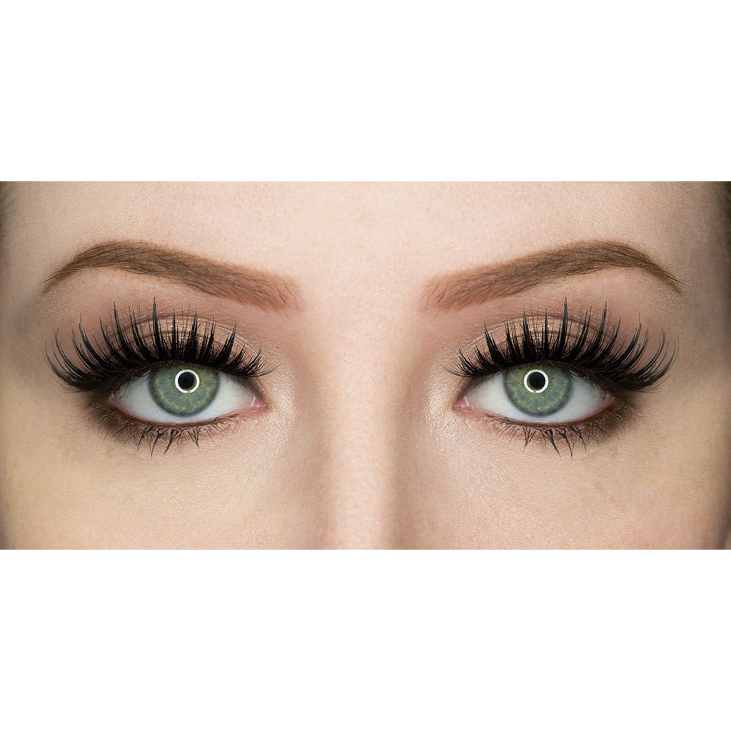 House of Lashes - Noir Fairy - Model Shot 3