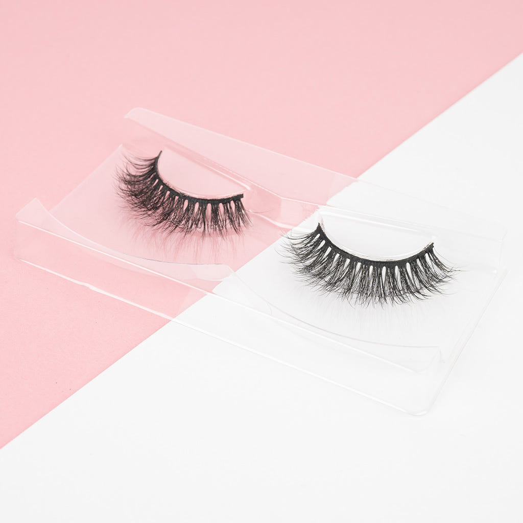Invogue False Eyelashes - Best Life (Lifestyle 2)