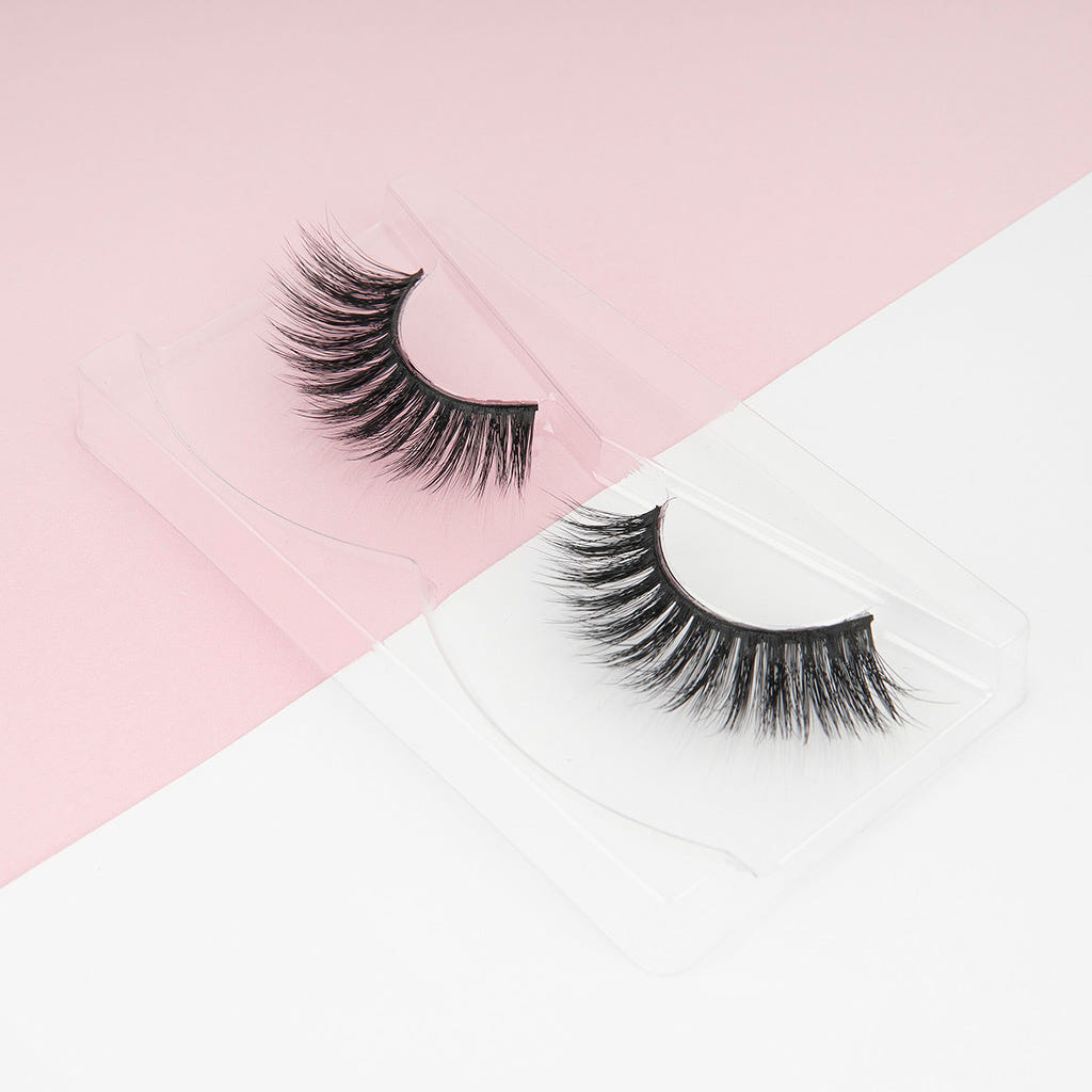 Invogue False Eyelashes - Birthday Glam (Lifestyle 2)