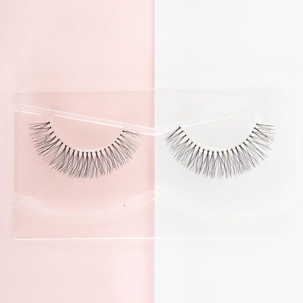 Invogue False Eyelashes - Loungin' (Lifestyle 1)