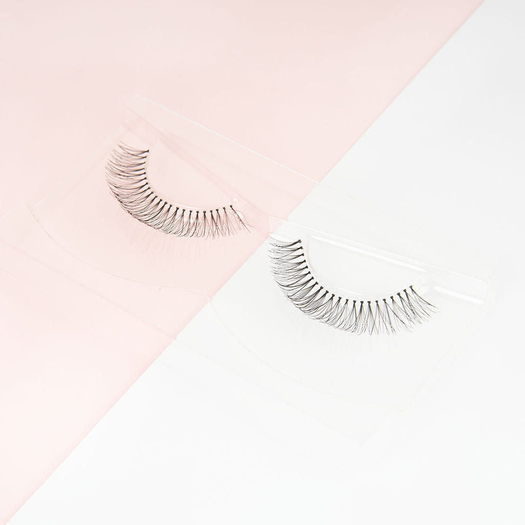 Invogue False Eyelashes - Loungin' (Lifestyle 2)