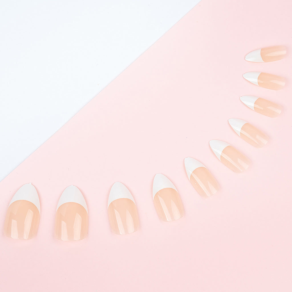 Invogue False Nails Oval Medium Length - Classic French Natural Pink (Lifestyle 2)