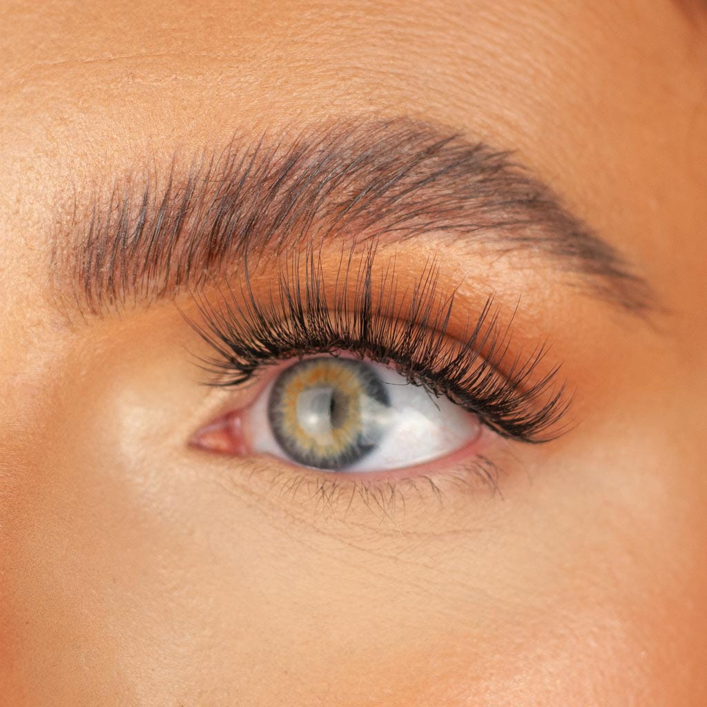 Kiss My Lash But Better - So Real (Model Shot 2)