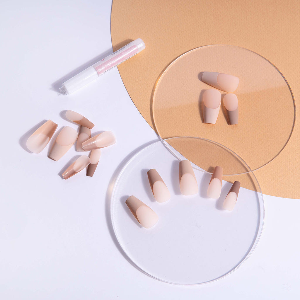Nail HQ False Nails Long Coffin - Nude Tips (Lifestyle)