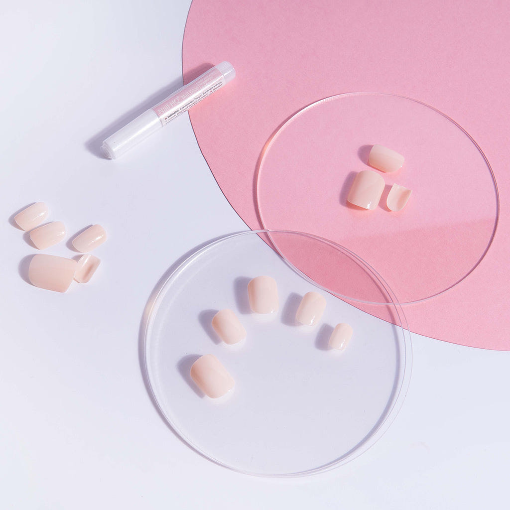 Nail HQ False Nails Square - Nude (Lifestyle)