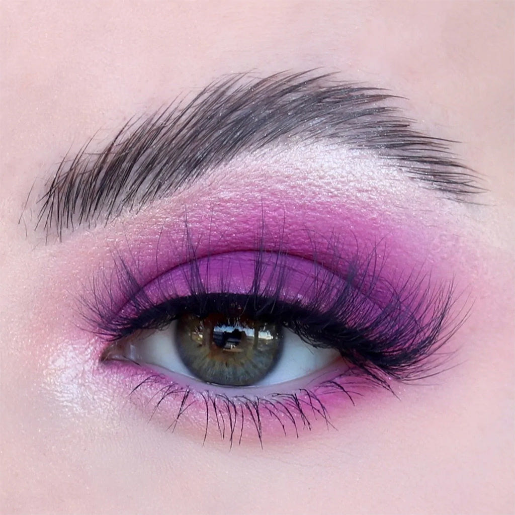 Unicorn Cosmetics 3D Faux Mink Lashes - Baby (Model Shot 1)