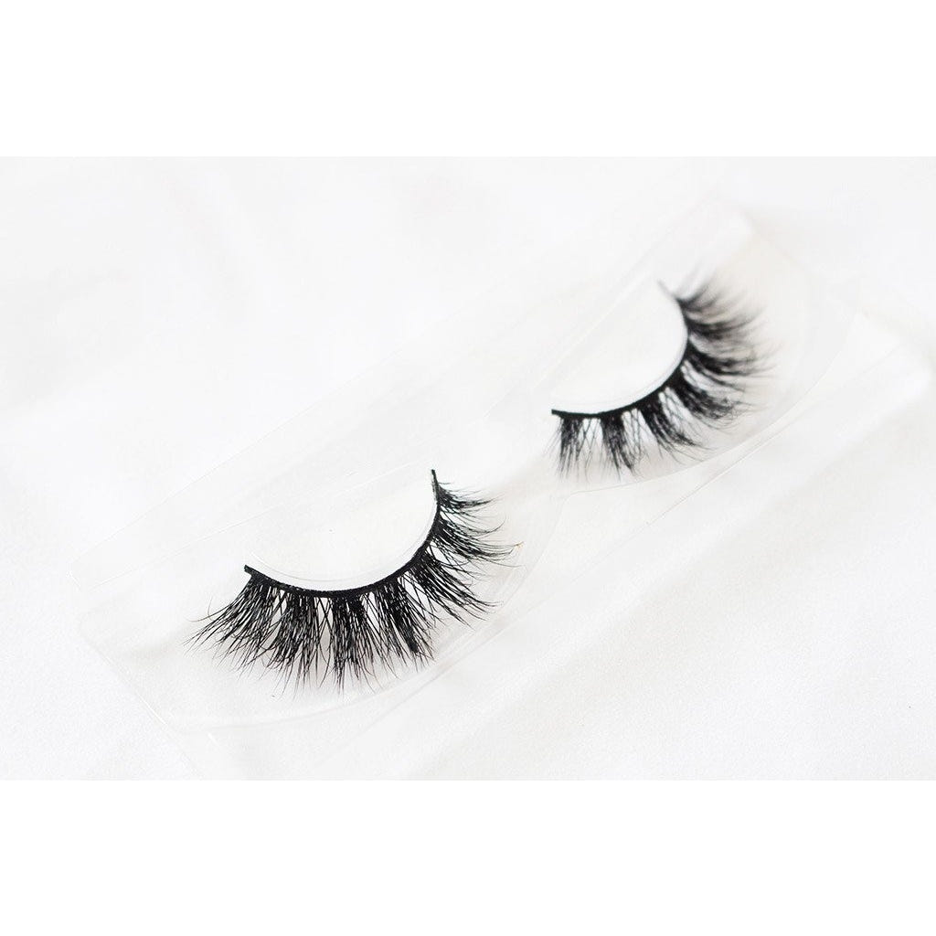 Unicorn Cosmetics 3D Faux Mink Lashes - Majestic AF (Tray Shot 2)