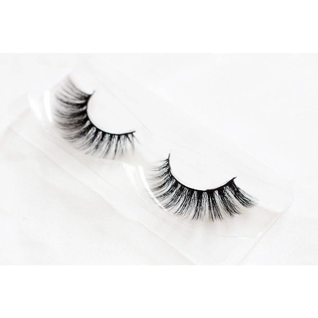 Unicorn Cosmetics 3D Faux Mink Lashes - Rebel Smoke (Tray Shot 1)