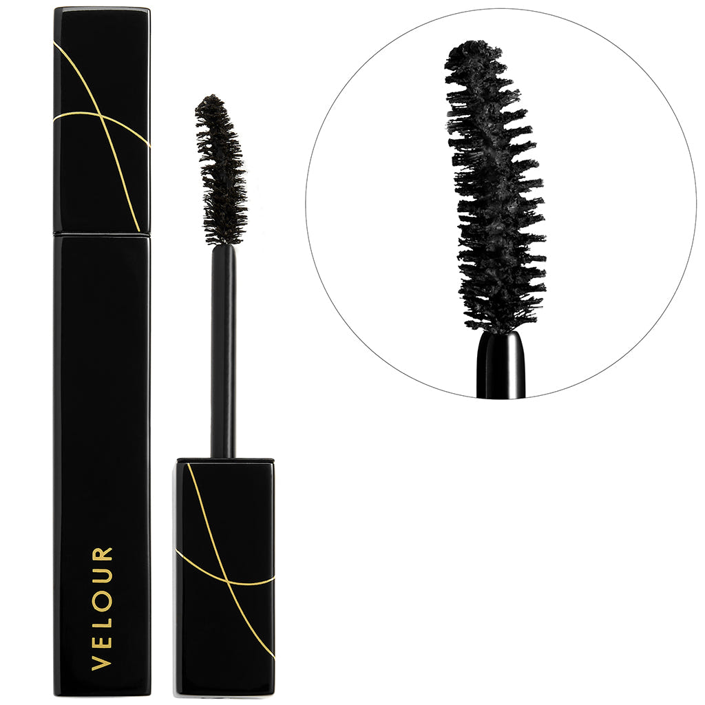 Velour Pretty Big Deal Mascara (9ml) - Close up brush