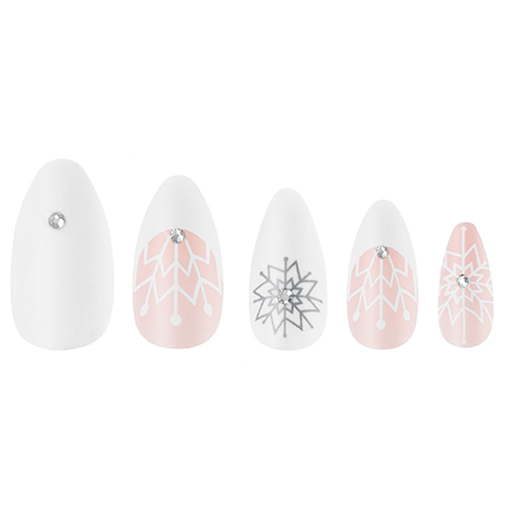 W7 Glamorous Nails - Snow Ballin' (Loose)
